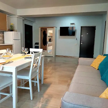 Apartment 2 Mamaia Nord & Seaview *